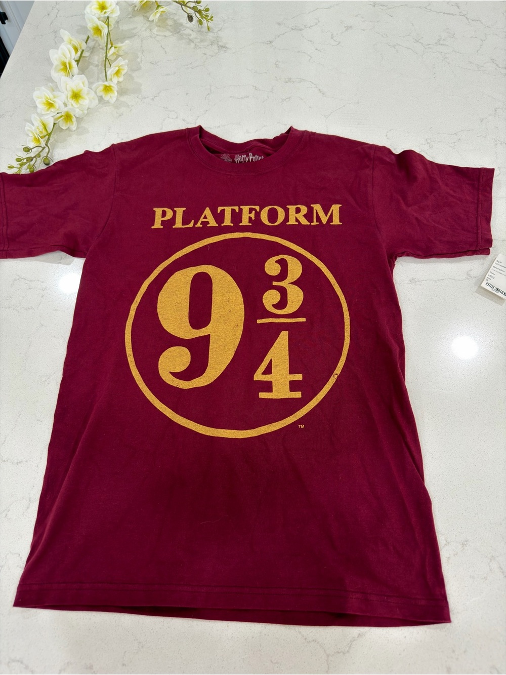 Harry Potter Maroon Short Sleeve Tee with Gold Platform 9 3/4 Graphic